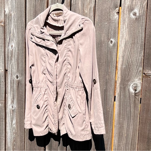 Francesca’s Collections neutral jacket size small - Picture 8 of 16